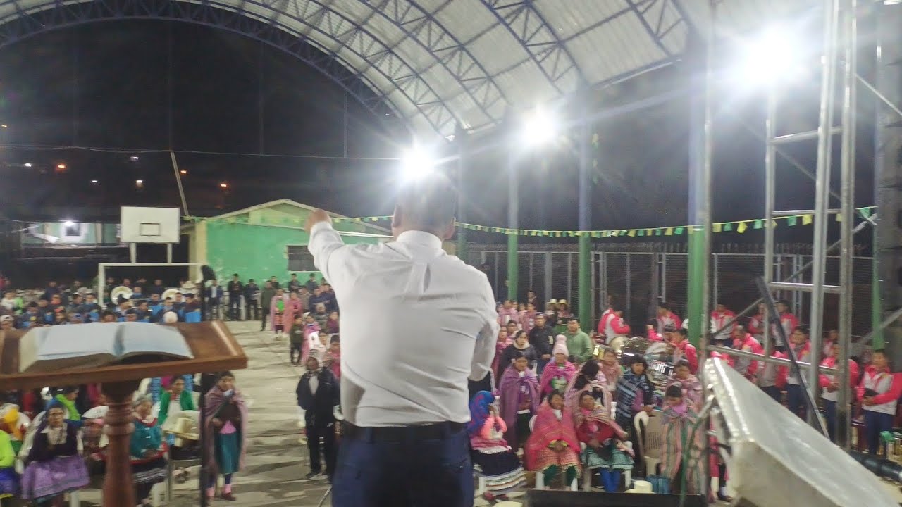 LA FAMILIA CRISTIANA Y SU FORMA DE VIVIR SEGÚN LA BIBLIA 