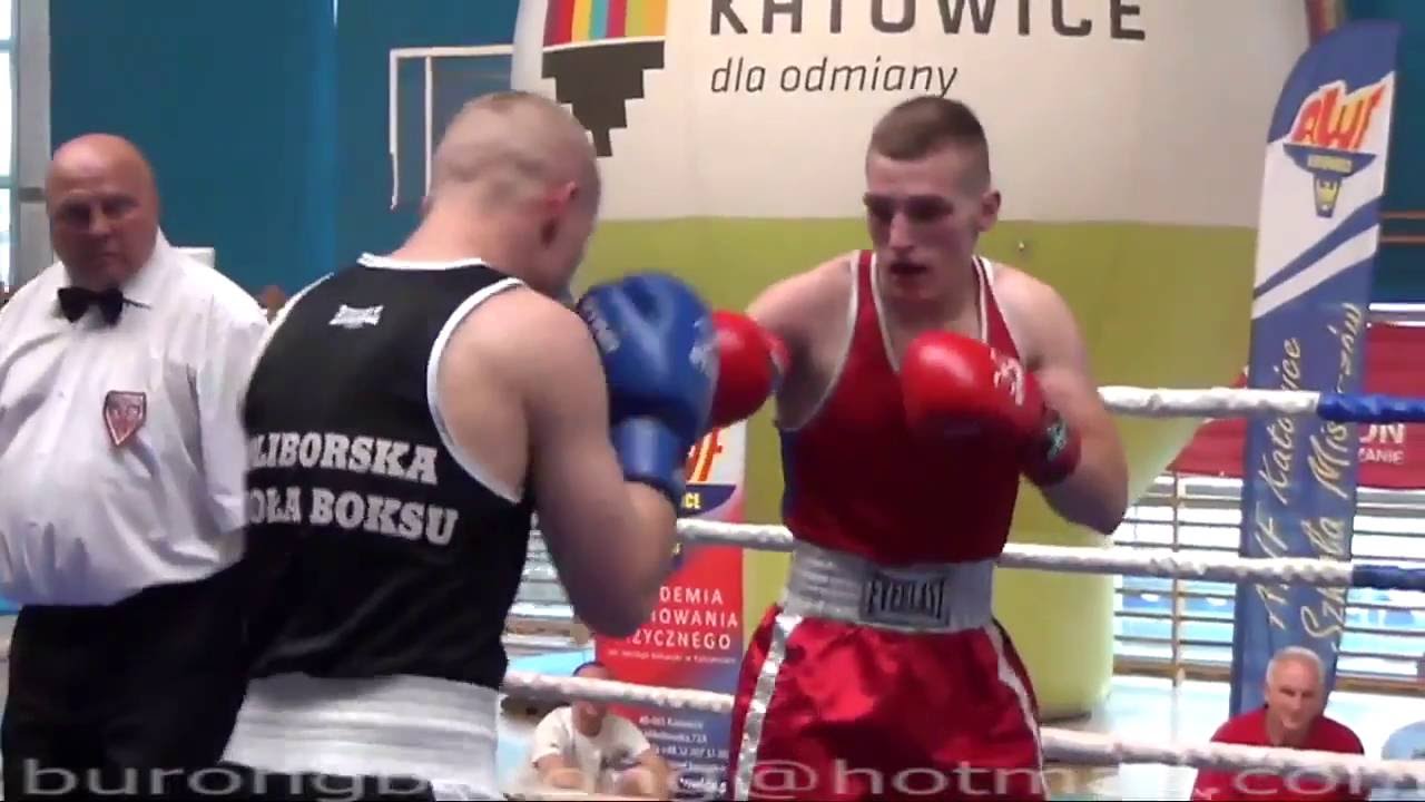 23 06 2016 boxing Karol Baran++ red vs Piotr Osiecki++black - YouTube