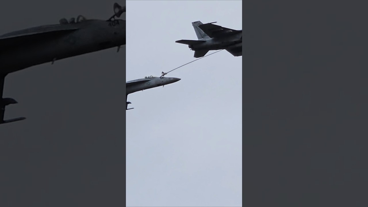 F-18E Buddy Refuel 