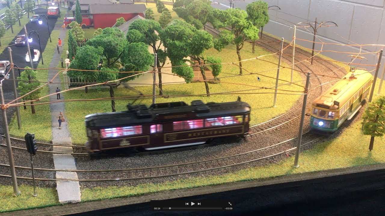 Little W Class Trams on the Gold Coast - YouTube