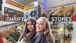 I went to super trendy thrift stores in Melbourne! clothes, furniture, accessories! VLOG