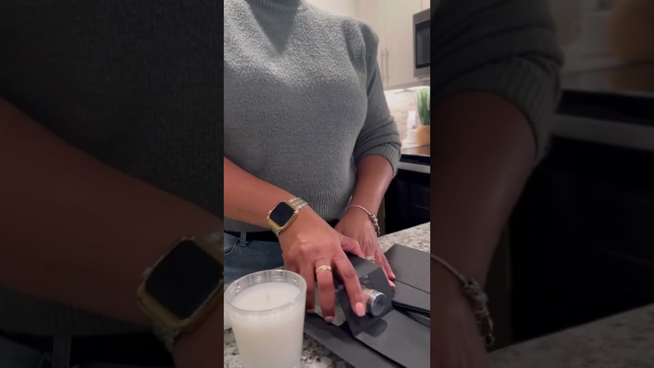 Nest New York Reed Diffuser Moroccan Amber and Amalfia Lemon and Mint Candle 