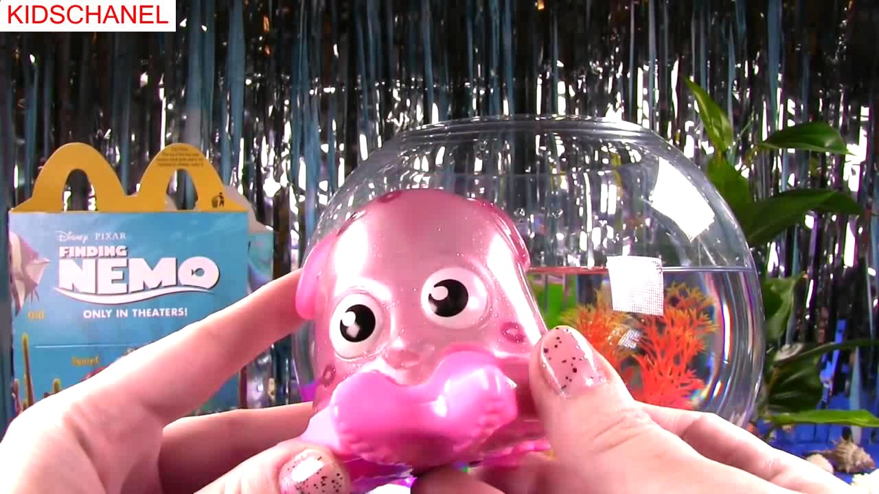 KID TOYS REVIEW Finding Nemo McDonald's Happy Meal Toys! Dory Marlin
