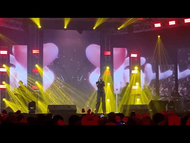 Tiara Andini - Lagu Pernikahan Kita Live Konser Graha Kartini Ballroom Gresik class=