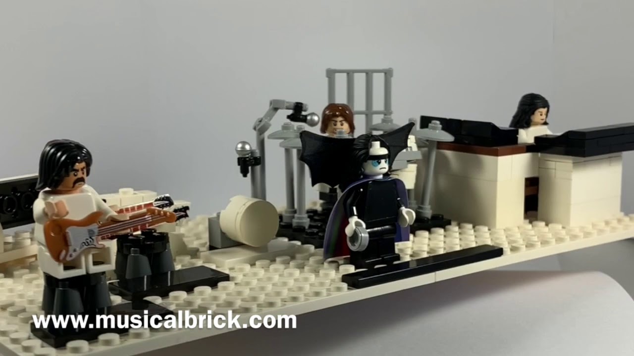 Vanding Colonial råb op Genesis Live Stage From 1973 Recreated in Lego - Musical Brick