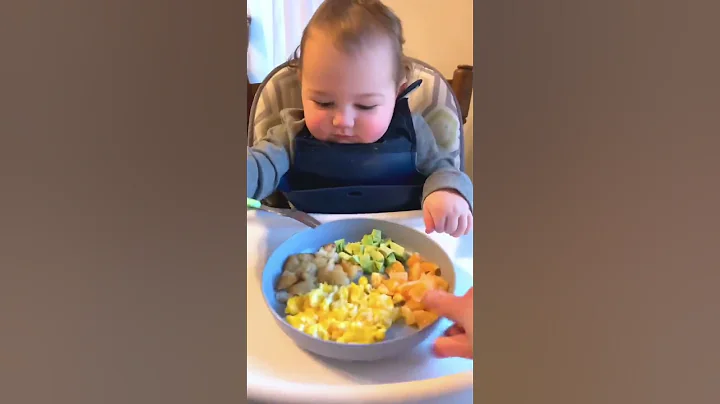 Toddler Dinner Idea! 😋 #short #momlife #toddlerfood #foodie