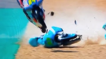 Moto3 spectacular jump Le Mans 2018 - Moto3 espectacular salto Le Mans 2018