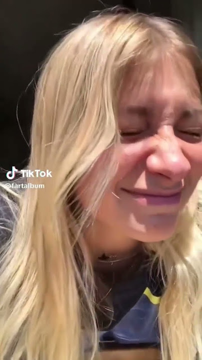 Italian blonde girl farts