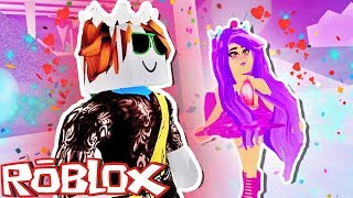 VALENTINE'S DANCE WITH A PRINCE!! | Royale High School ROBLOX Roleplay screenshot 4