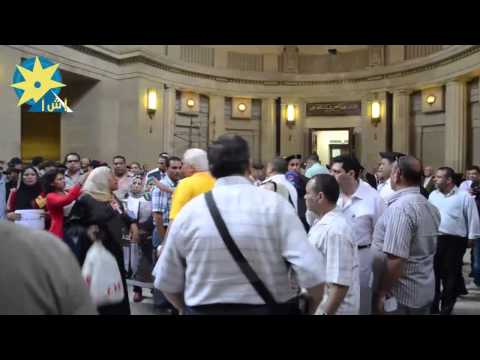 بالفيديو حالة من الغضب العارم بين مؤيدي مبارك بعد قرار محكمة النقض