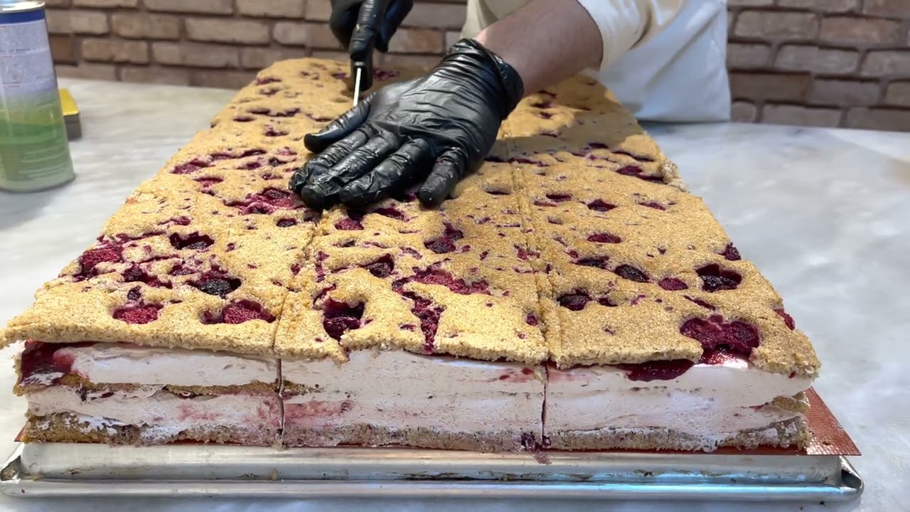 AHUDUDU'LU (FRAMBUAZ'LI) TREND DİLİM PASTA YAPIMI, TARİFİ K🐜D RASPBERRY SLICE CAKE MAKING AND RECIPE