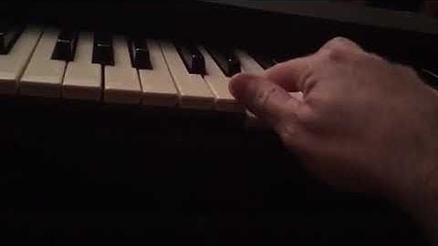 Korg CX3 The original version played through Neo Vent