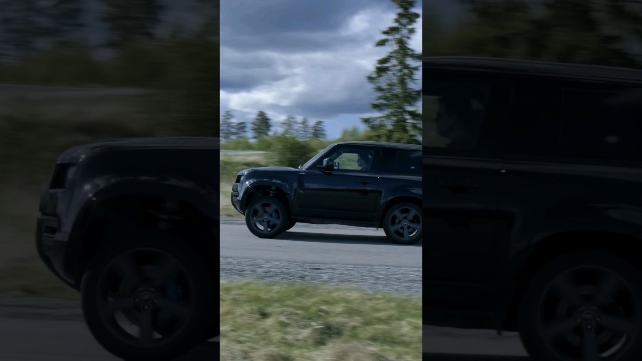 DEFENDER 90 V8 LAUNCHES OFF THE LINE. 