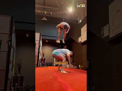 الراجل ده بيخاطر بحياتو