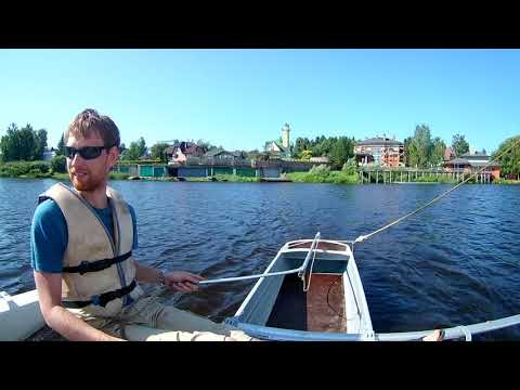 Парусный тримаран