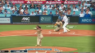 Trea Turner 2-run Homerun vs Padres 09/03/22