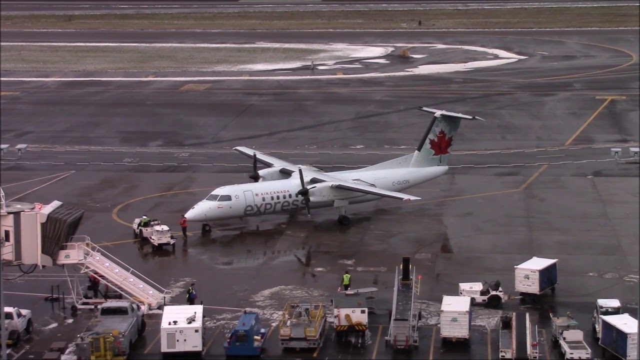 Air Canada Express DHC-8-300 C-GUON landing & Engine shutdown at Portland International Airport {P