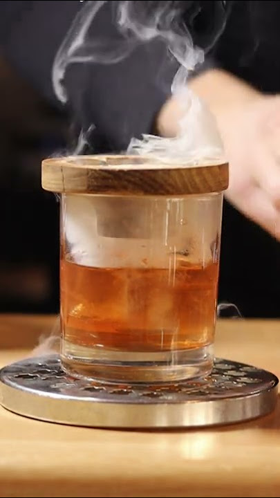 How to Make Smoked Cocktails • with or without dry ice!