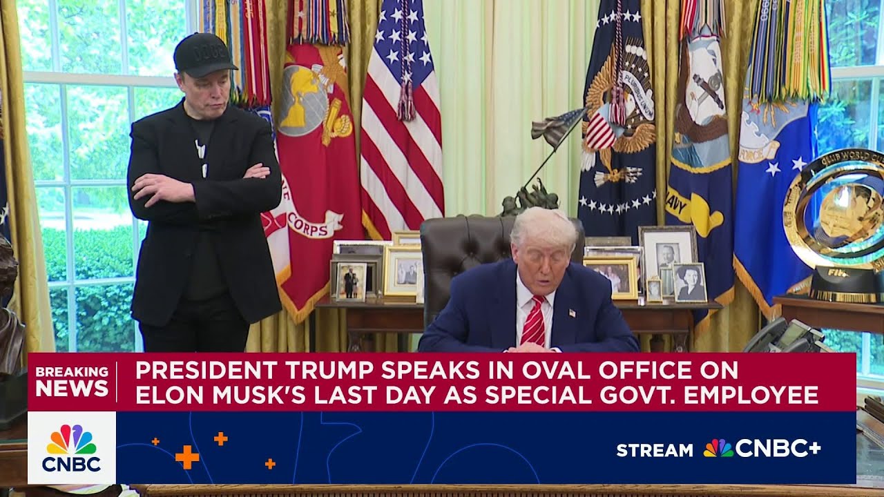 Oval Office Farewell Press Conference with President Trump