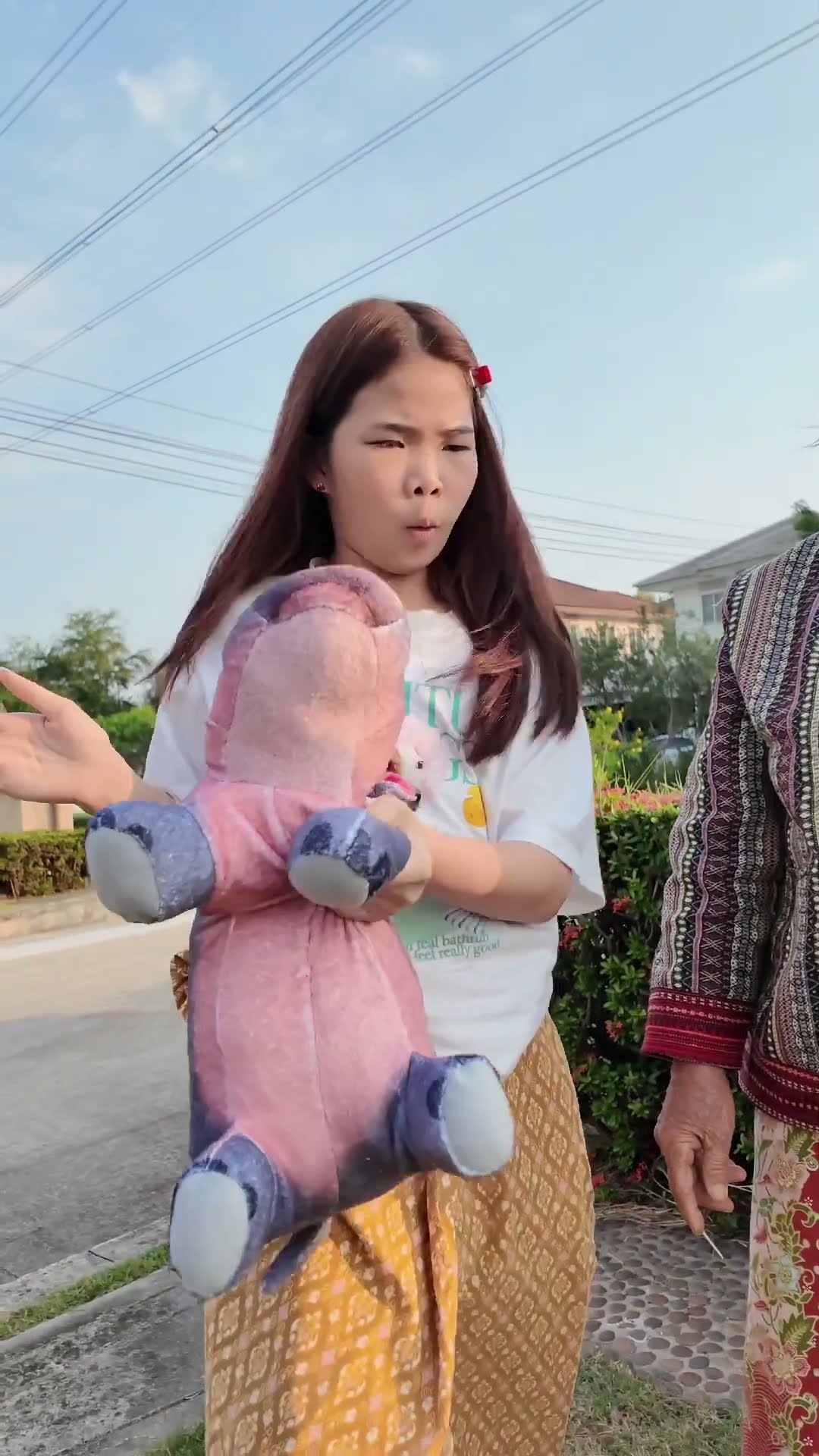 ยายมีลูกฮิปโปแคระ | ครูนกเล็ก