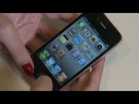 Apple to fix iPhone signal bug