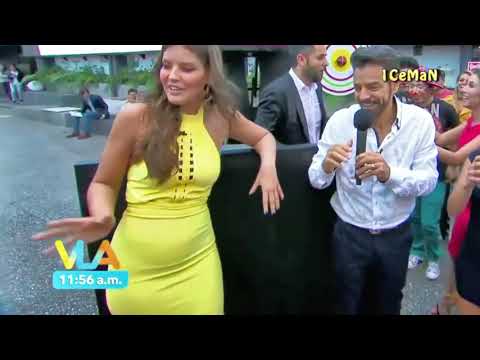 Vanessa Claudio Marcando Calzon Vestido Amarillo