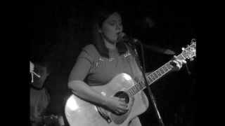 The Be Good Tanyas - Only In The Past (Live at The Railway Club) chords