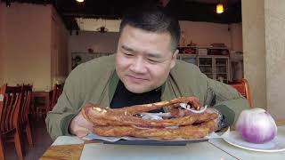 新疆特色架子肉88元\/公斤，一口气吃5根羊排，真香 #美食vlog  #新疆美食  #妈呀太香了