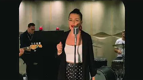 Ana Ramos - Billie Jean (Cover Video)