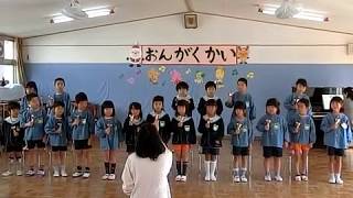 ♪　ベル奏　「星に願いを」　・・・　５歳児（ゆり組）