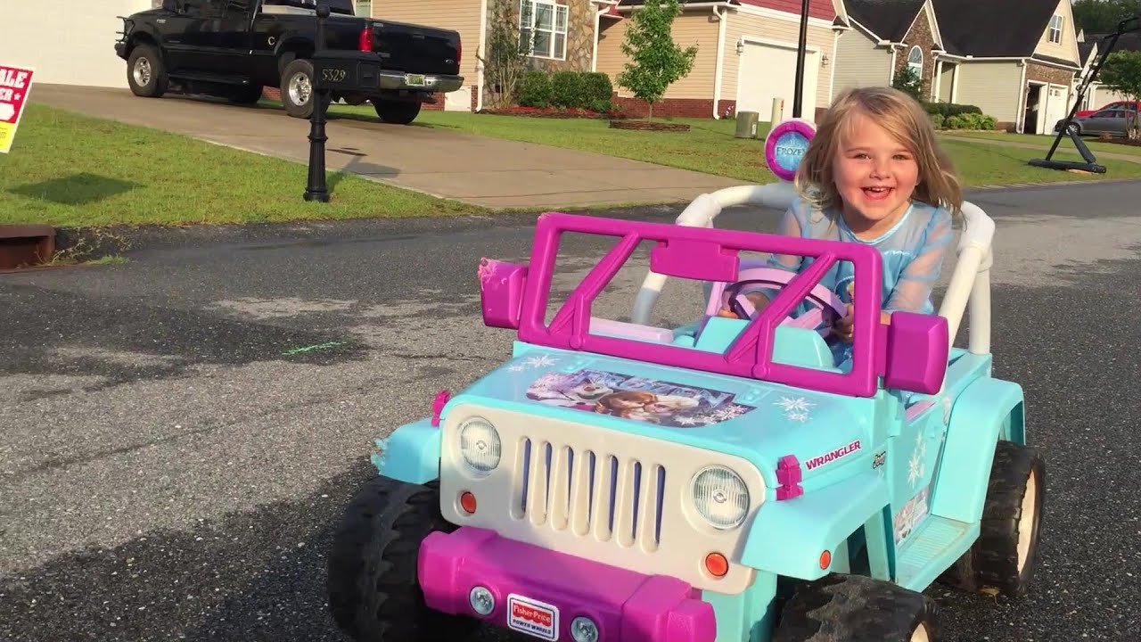 Disney Frozen Vehicle Jeep Power Wheels Elsa Anna Brooke and Azlynn Show -  YouTube