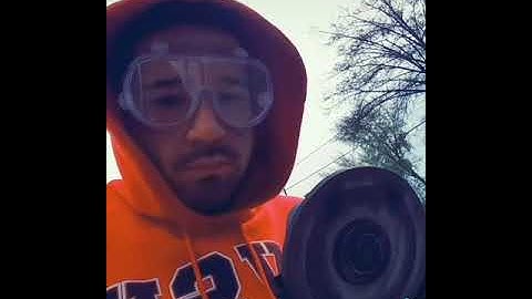 SECURITY HOUSE DAT MEXICAN WAYYY!CUTTING METAL FOR BARS ON WINDOW