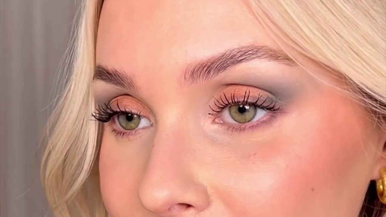 Sandstone Eyeshadow Rust