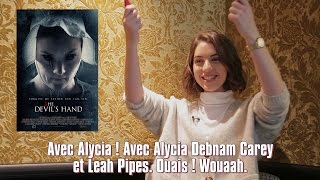 Adelaide Kane talks about Alycia Debnam-Carey