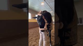 شاهد بنت تمارس الجنس مع خيل    سمعها