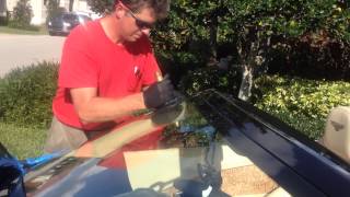 Setting windshield on 2015 Bentley Convertible with the Rolladeck