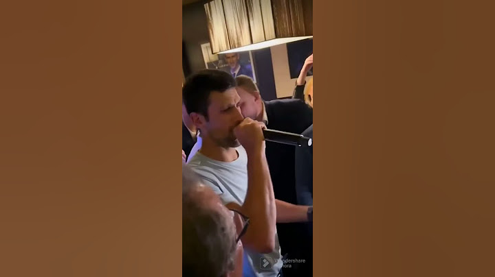 novak peva (singing)
