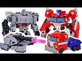 Transformers Bumblebee Cyberverse adventure Optimus Prime VS Megatron! | DuDuPopTOY