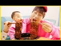 뽀로로 짜장면 같이 먹을까요? 상어 산타 주방놀이 요리놀이 장난감 놀이 Pororo Noodle pretend play for kids toys | MariAndKids Vlog