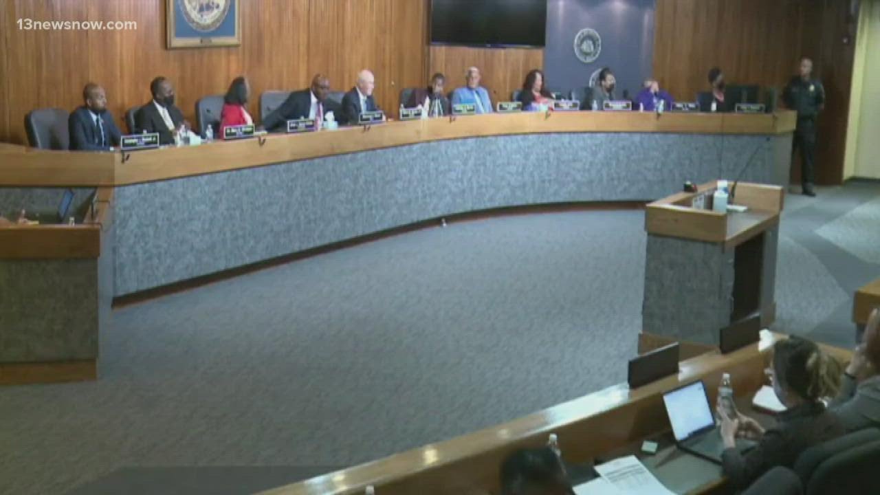 Portsmouth mayor accuses 2 City Council members of criminal behavior