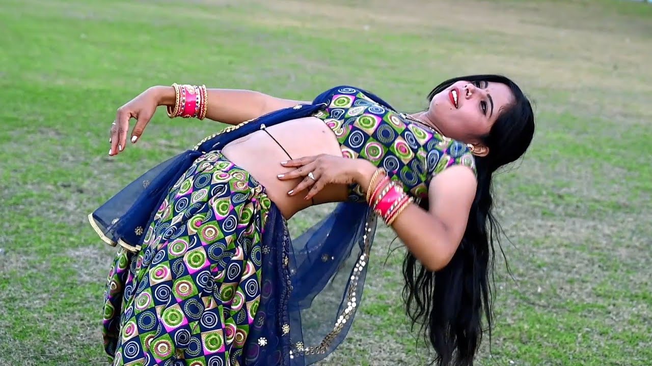 चिपकाले रसिया जाड़े में शर्दी मर गई रे - सर्दियों का हॉट रसिया | Ramveer Gurjar Rasiya,New Dance 2021