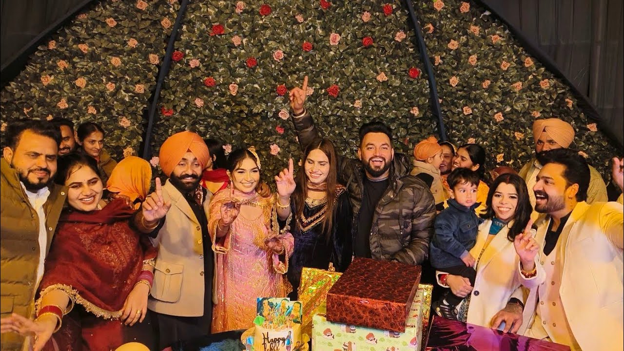 ਦੇਖੋ ਪੈਂਦੇ ਭੰਗੜੇ ਤੇ ਲੱਗੀਆਂ ਰੌਣਕਾਂ ਲੋਹੜੀ ਪ੍ਰੋਗਰਾਮ ਭਾਗ 2 ਸਿਵੀਆ ਫੈਮਲੀ  Jass Salina new vlog 