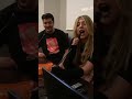 @itsnico17 e @endergirl404 fanno il karaoke