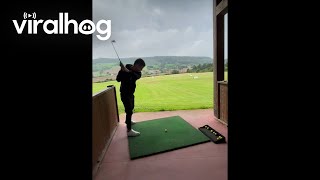 Newbie Golfer Breaks His Club || Viralhog