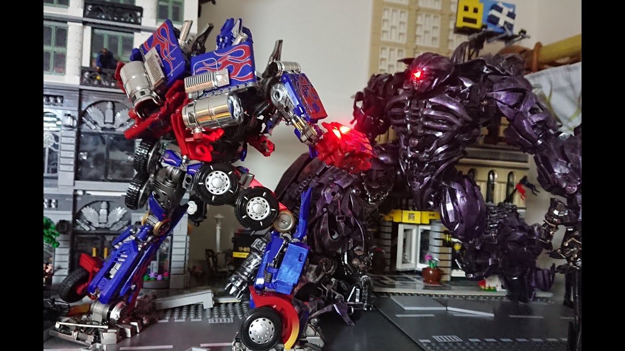 Transformers Dark of the moon Optimus Prime Shockwave 4K Zeus toy