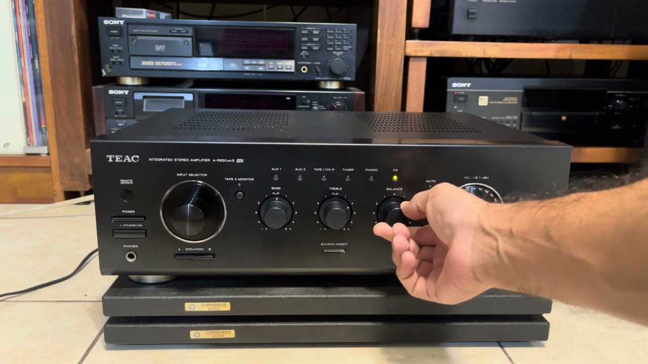 TEAC A-R650 MK II integrated stereo amplifier no.01 - YouTube