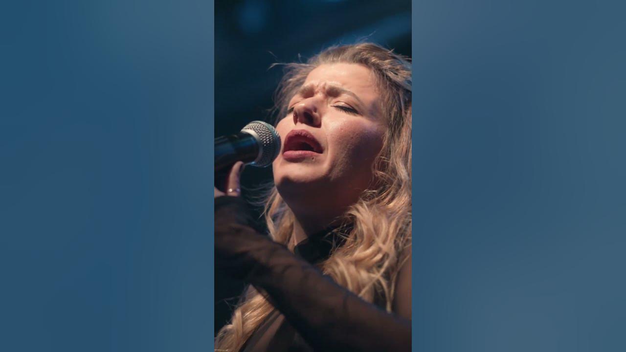 Ιουλία Καραπατάκη - Κοράλλι @SokratisMalamasOfficial ​