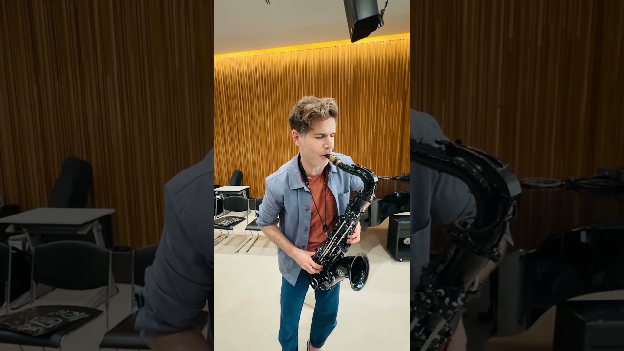 Ended up playing an all polymer saxophone! Probably weighed 4 or 5 ounces? Really wild experience!