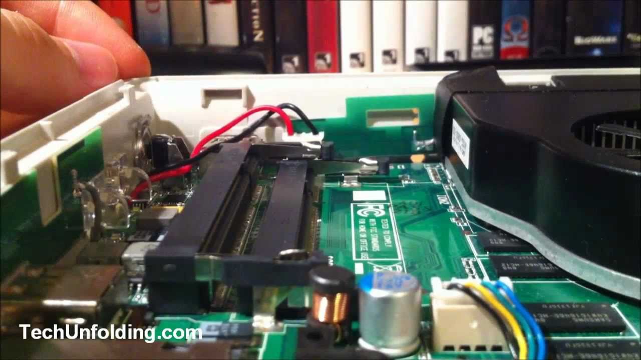 Installing the Memory and Hard Drive into the Zotac ZBOXHD-ID40