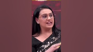 Ladies vs Aniruddhacharya ji maharaj             #viralvideo #debate #baba #news